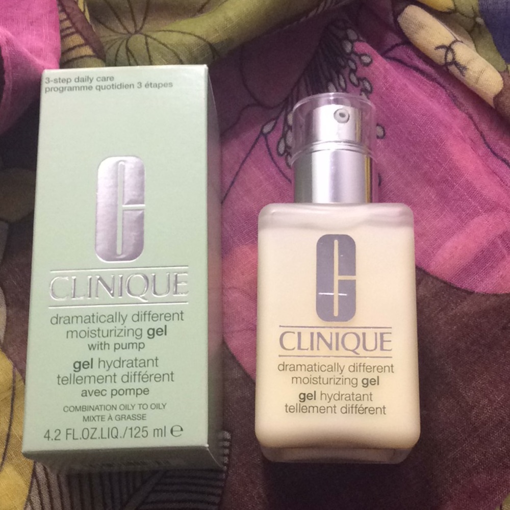 Clinique moisturizing gel lotion 4.2 oz